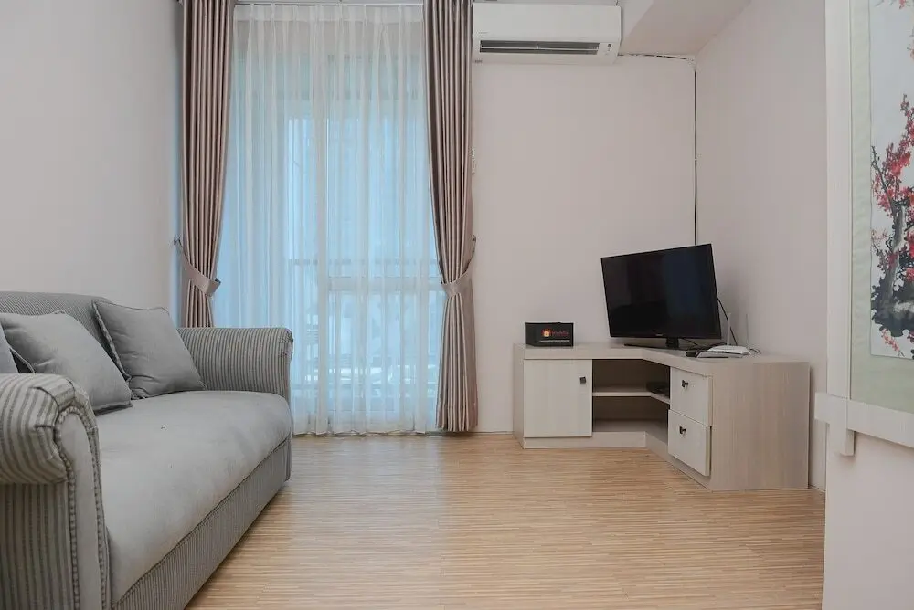 Джакарта: Comfort and Stylish 1BR at Callia Apartment