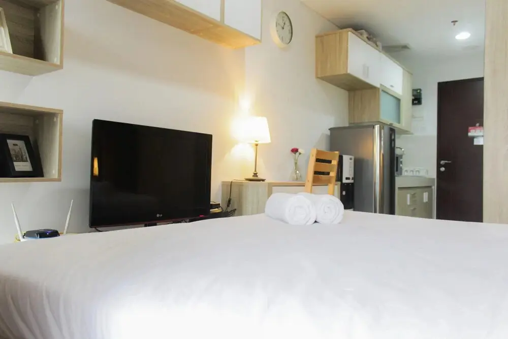 Тангеранг: Bright Studio Apartment at Springwood Residence