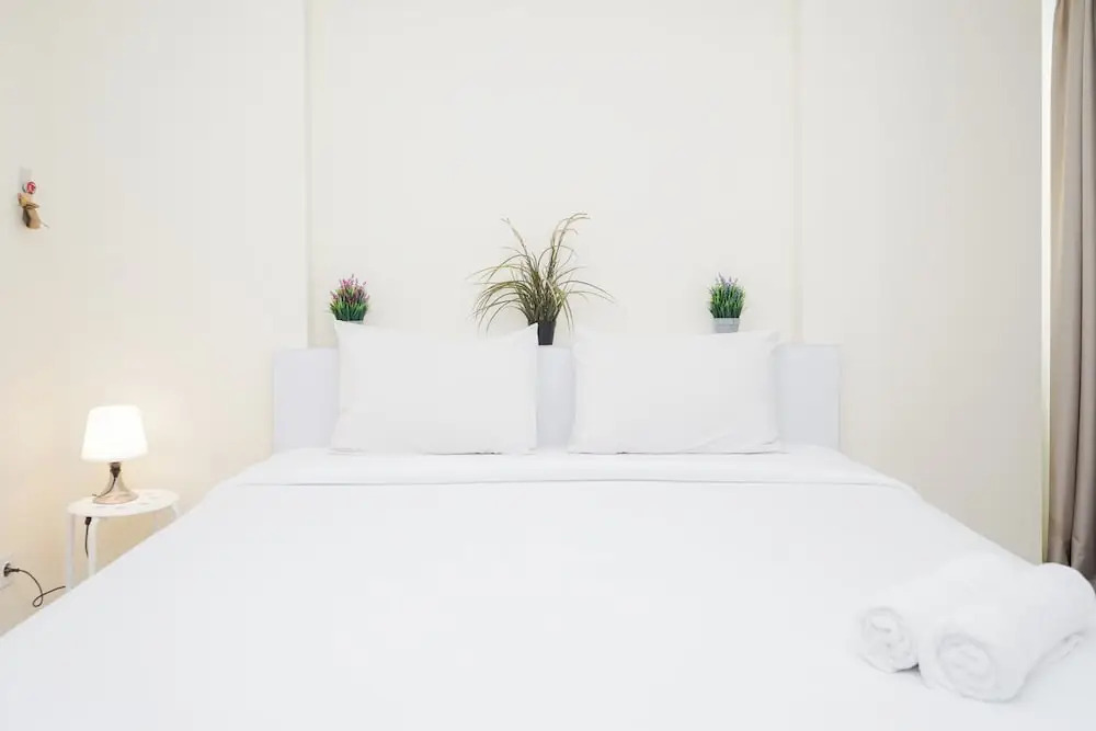 Южный Тангеранг: Comfy and Homey Studio at Bintaro Plaza Residence Tower Altiz Apartment
