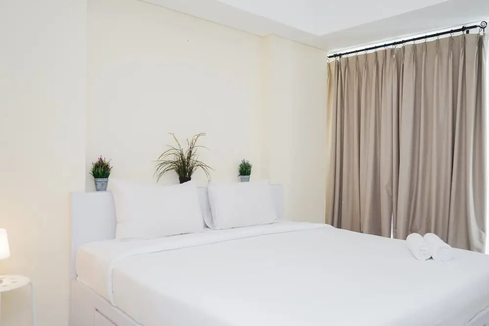 Южный Тангеранг: Comfy and Homey Studio at Bintaro Plaza Residence Tower Altiz Apartment
