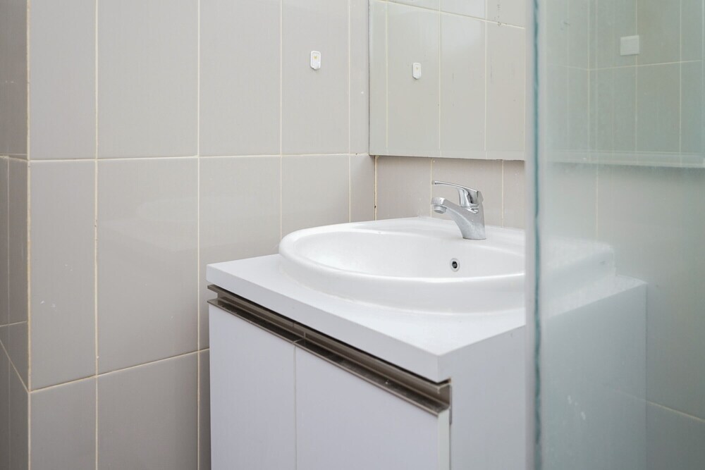 Южный Тангеранг: Comfy and Homey Studio at Bintaro Plaza Residence Tower Altiz Apartment