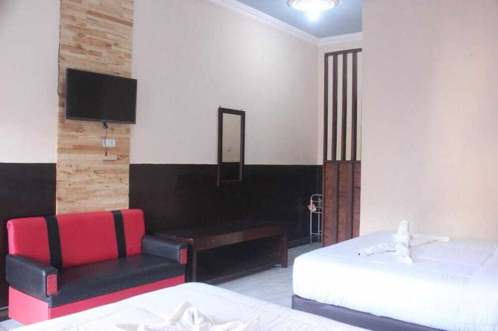 Надисари: Rahayu Jawarika Bromo Hotel