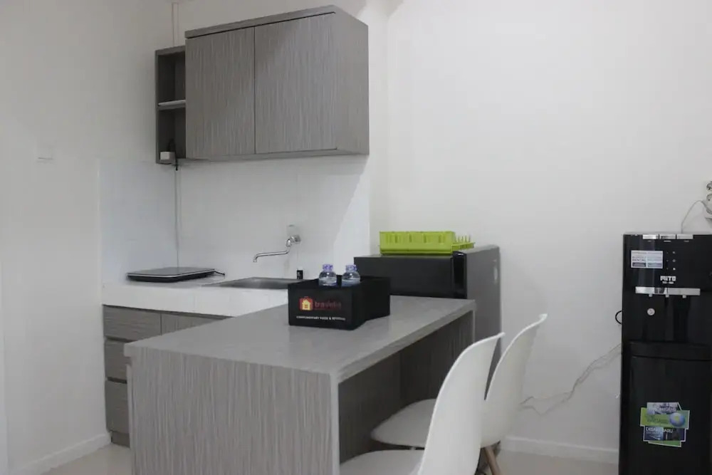 Бандунг: Simply 2BR without Living Room Apartment at Parahyangan Residence