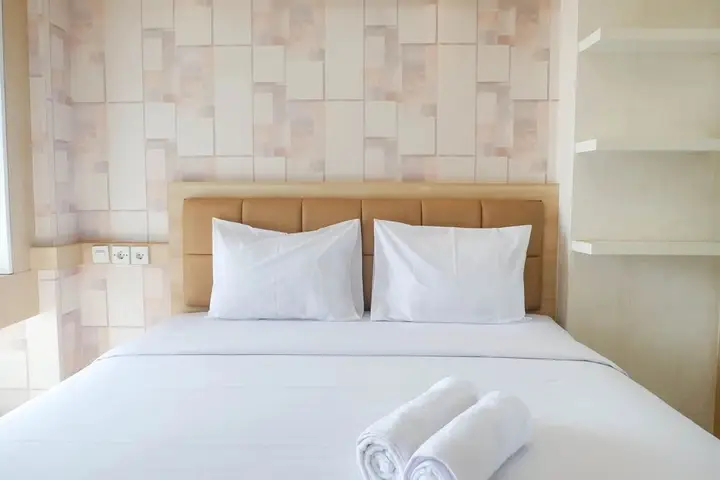 Сурабая: Comfortable and Well Appointed Studio Apartment Supermall Mansion