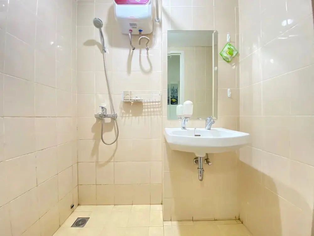 Бандунг: Homey and Clean 1BR Apartment at Parahyangan Residence