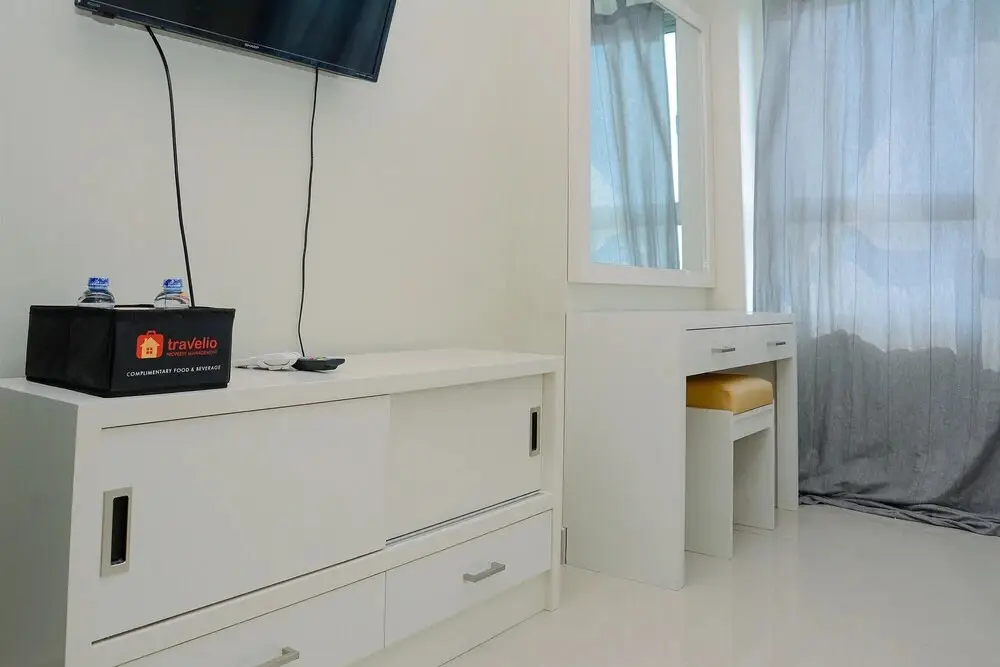 Бекаси: Studio Apartment at The Springlake View Summarecon with Mall View