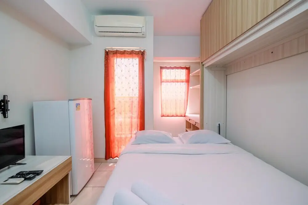 Бекаси: Simple and Comfy Studio at Springlake Summarecon Bekasi Apartment