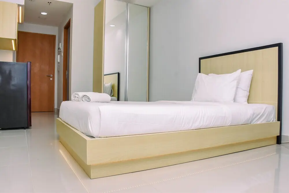 Депок: Cozy Studio with Single Bed at Evenciio Margonda Apartment
