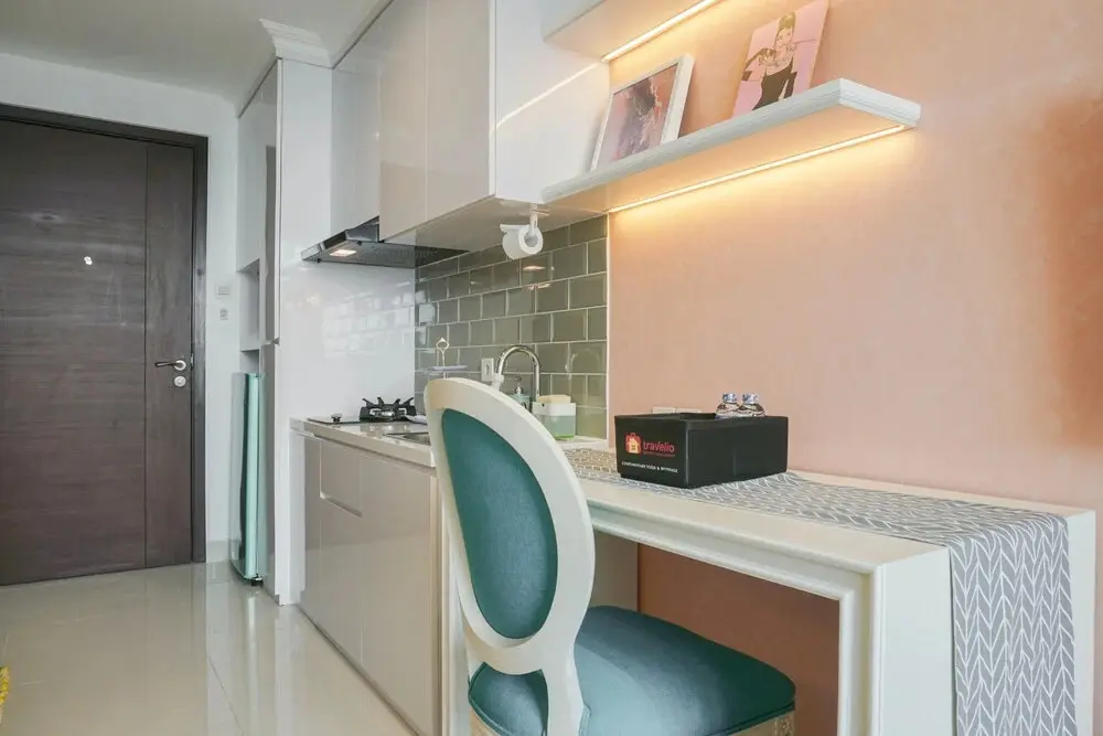 Джакарта: Modern and Stylish Studio at West Vista Apartment