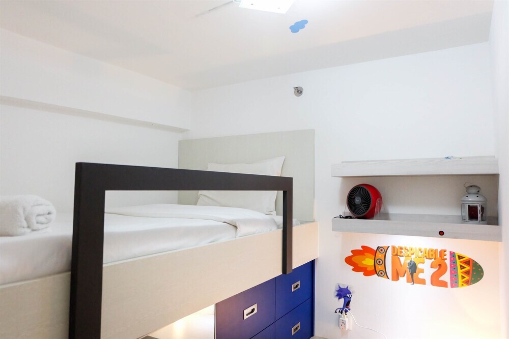 Джакарта: Elegant 2BR Bassura City Cipinang Apartment