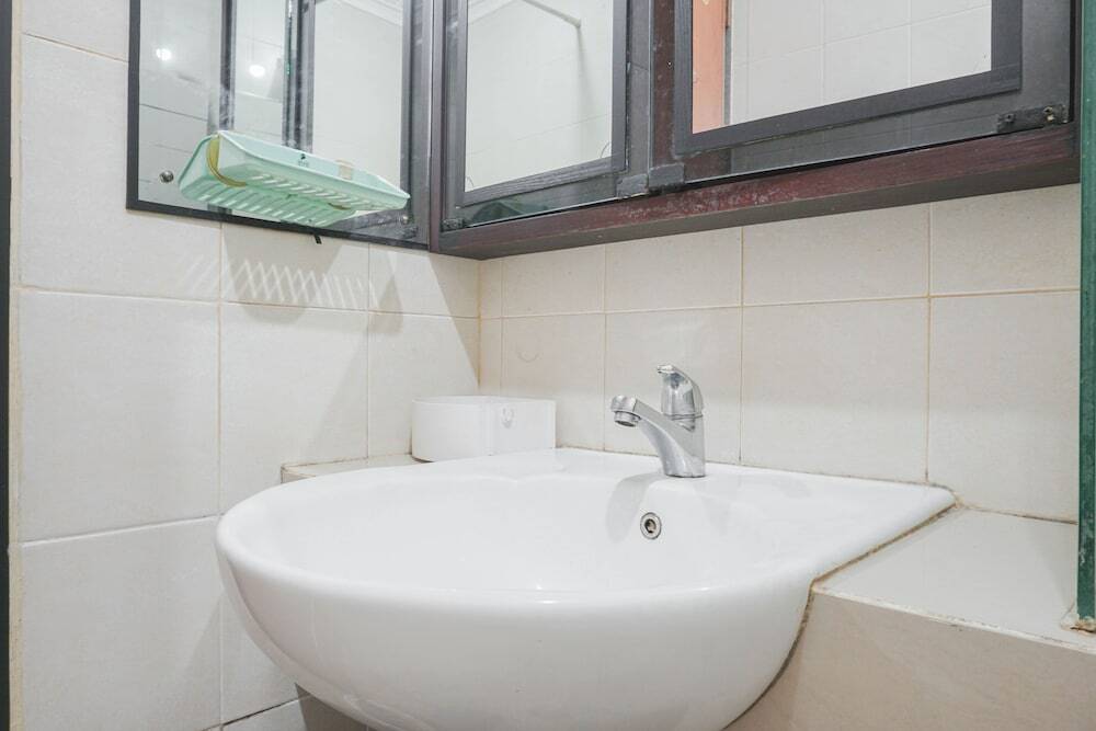Джакарта: Unique and Classy Studio Room at Maple Park Sunter Apartment
