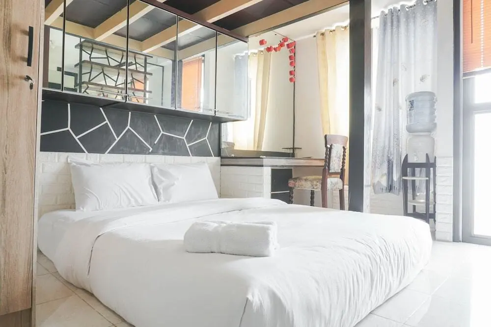 Джакарта: Unique and Classy Studio Room at Maple Park Sunter Apartment