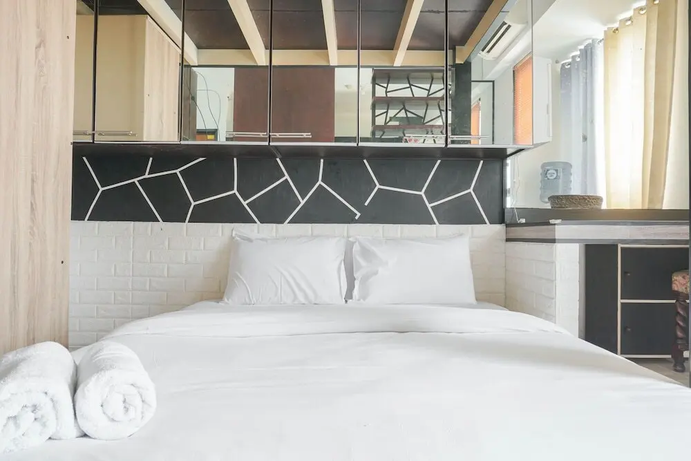 Джакарта: Unique and Classy Studio Room at Maple Park Sunter Apartment