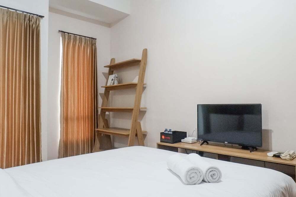 Сурабая: Modern Cozy Studio Apartment at Orchard Supermall Mansion