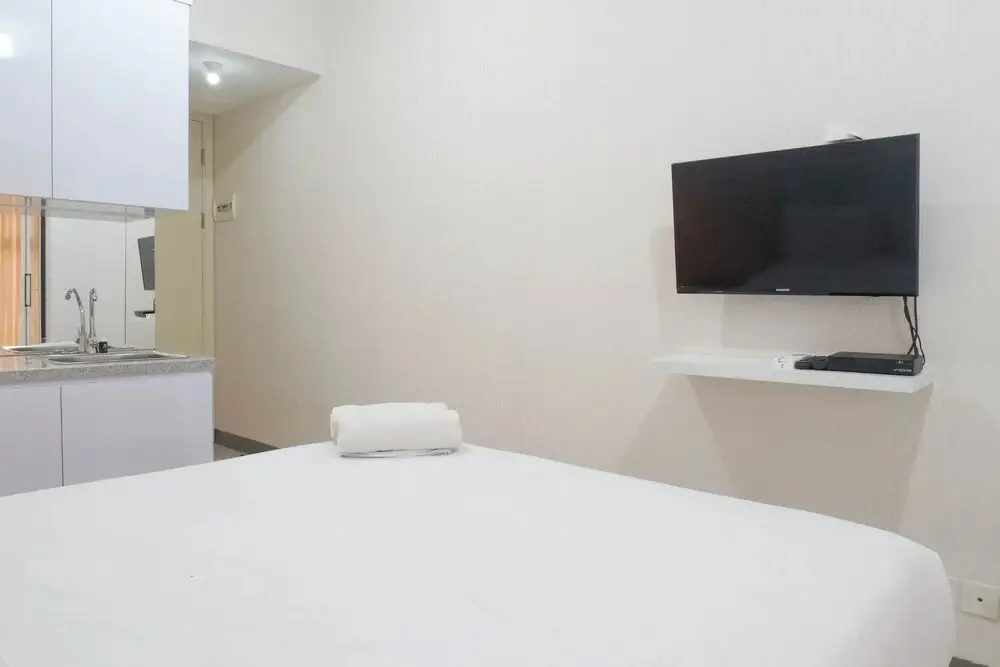 Сурабая: Delightful Luxurious Studio Apartment Connected to Pakuwon Mall at Supermall Mansion