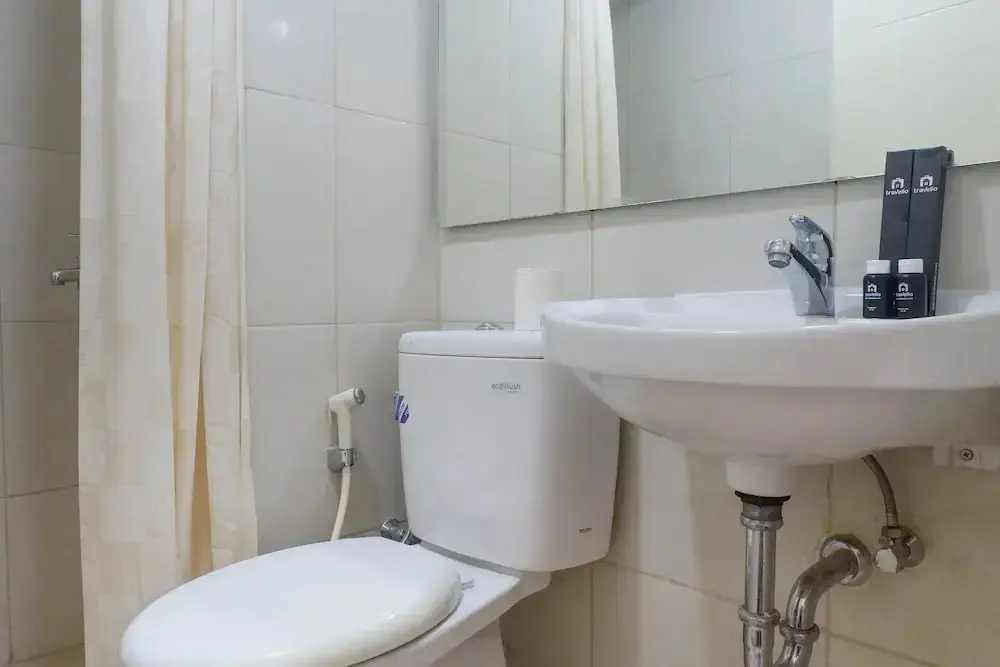 Сурабая: Modern Luxurious Studio Apartment at Tanglin Tower Supermall Mansion