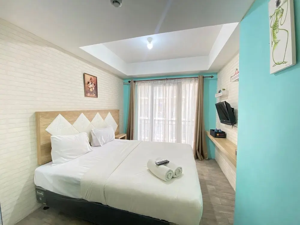 Бандунг: Modern and Comfy Studio Room at Grand Asia Afrika Apartment