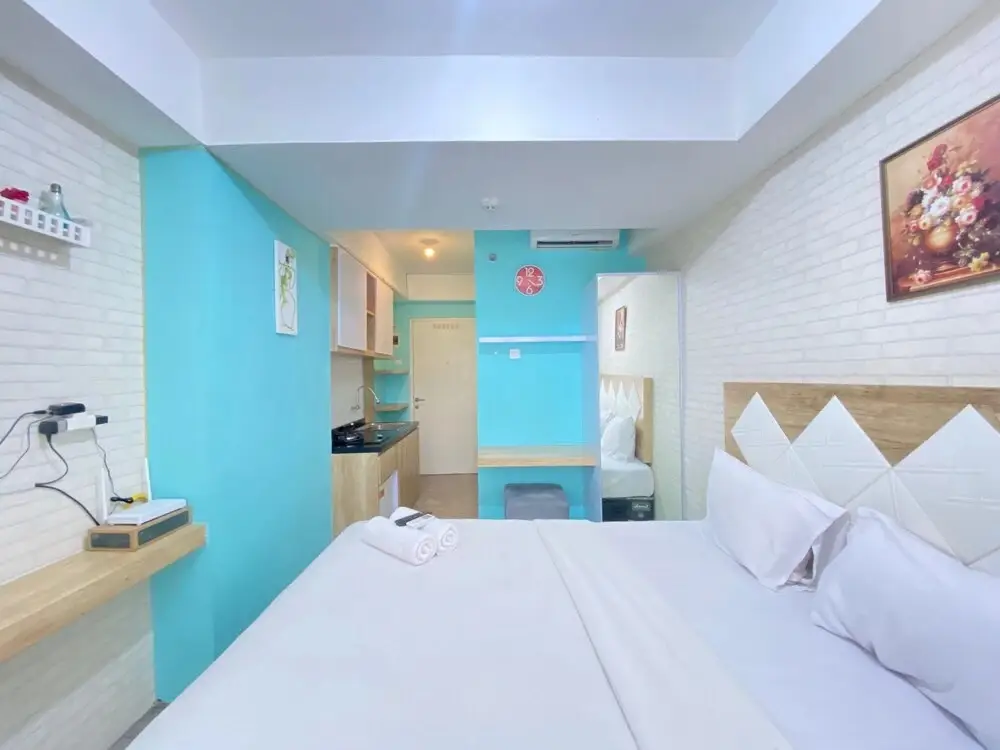 Бандунг: Modern and Comfy Studio Room at Grand Asia Afrika Apartment