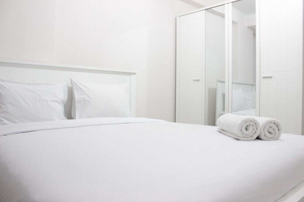 Бандунг: Scenic & Private 2BR at Gateway Pasteur Apartment near Cimahi