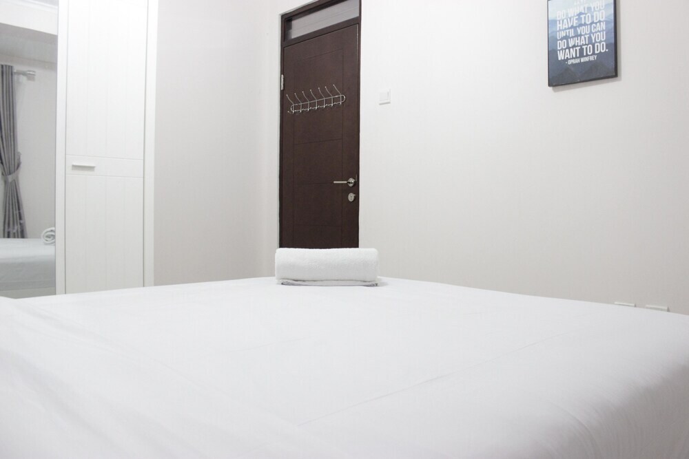 Бандунг: Scenic & Private 2BR at Gateway Pasteur Apartment near Cimahi
