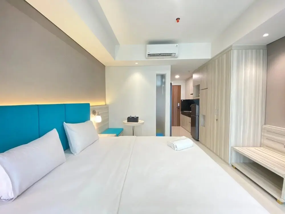 Бандунг: Modern and Spacious Studio Room at Green Kosambi Apartment
