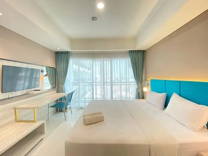 Бандунг: Modern and Spacious Studio Room at Green Kosambi Apartment