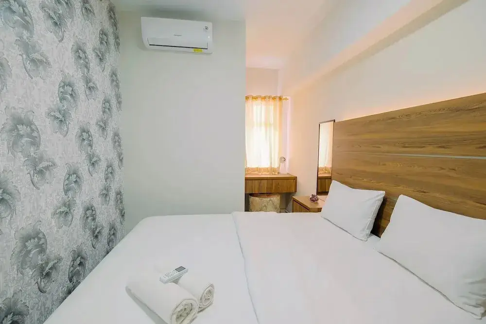 Бекаси: Modern and Comfortable 2BR Springlake Summarecon Bekasi Apartment