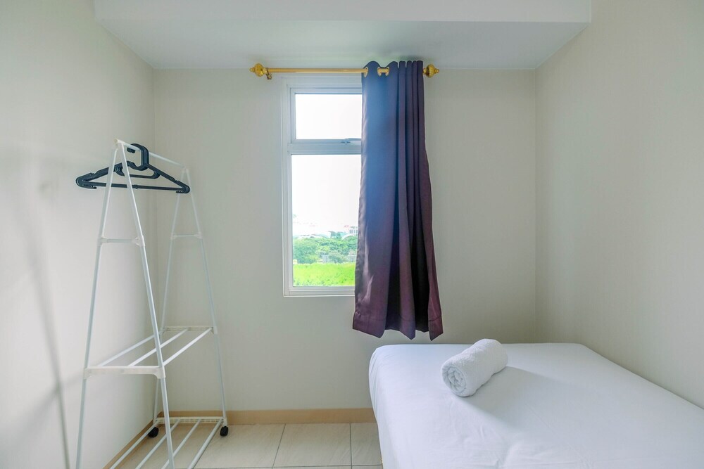 Бекаси: Homey 2BR Apartment @ Springlake Summarecon Bekasi