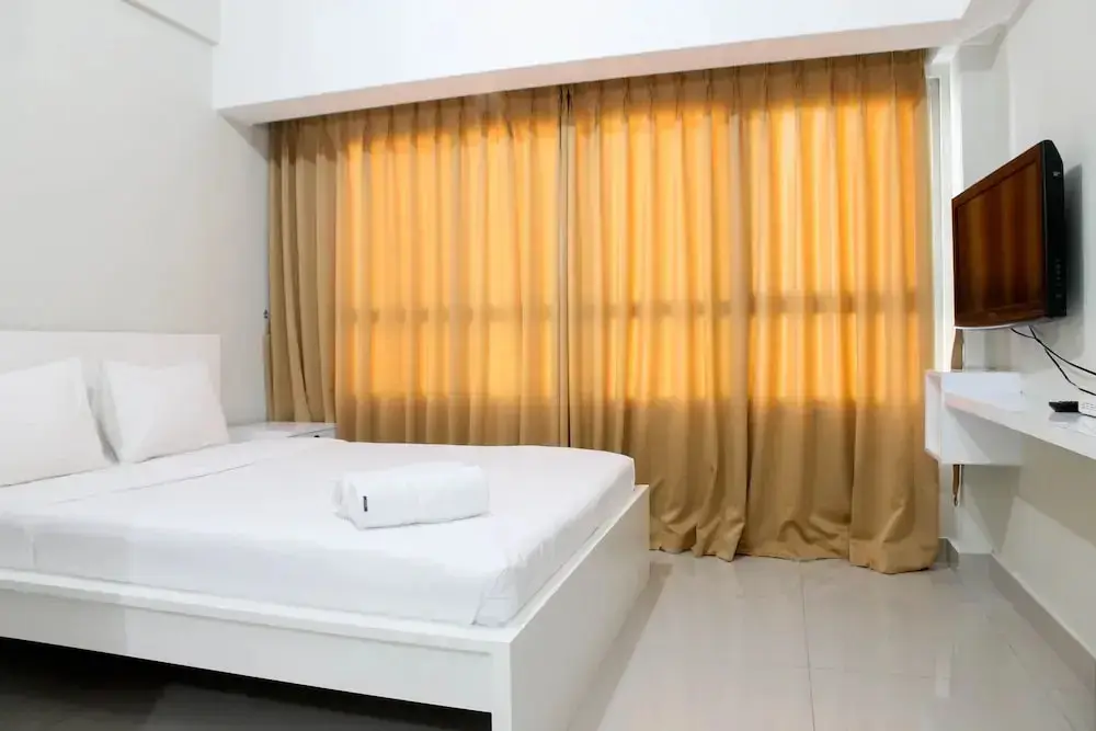 Бекаси: Homey Studio at Springlake Summarecon Bekasi Apartment