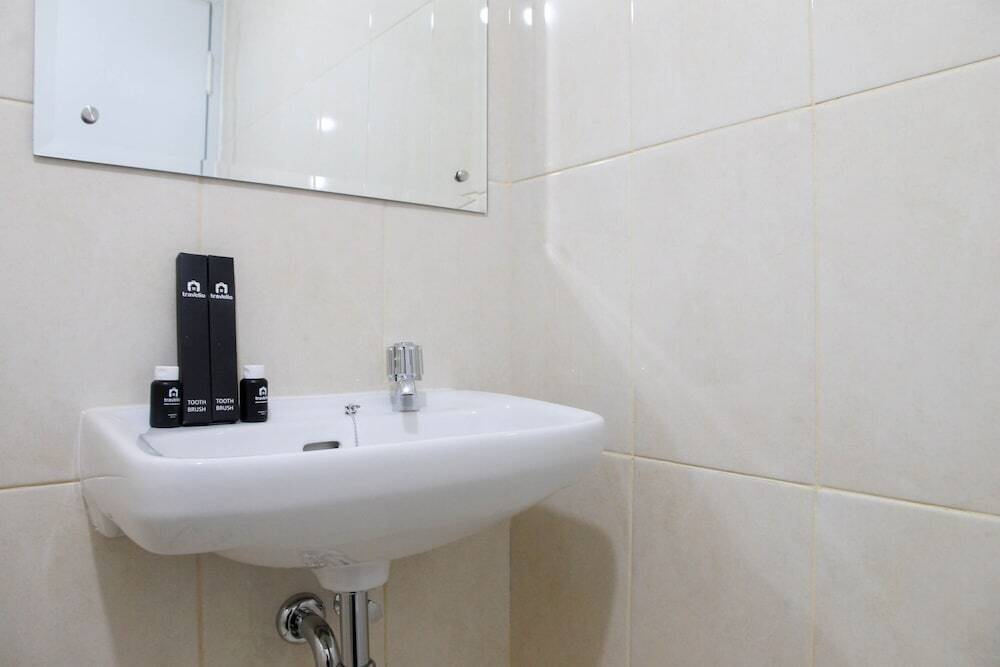 Бекаси: Homey Studio at Springlake Summarecon Bekasi Apartment