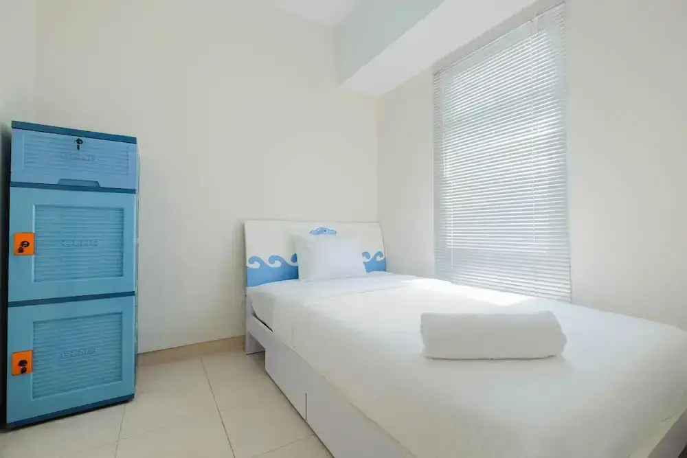 Бекаси: Minimalist 2BR Apartment The Springlake Summarecon