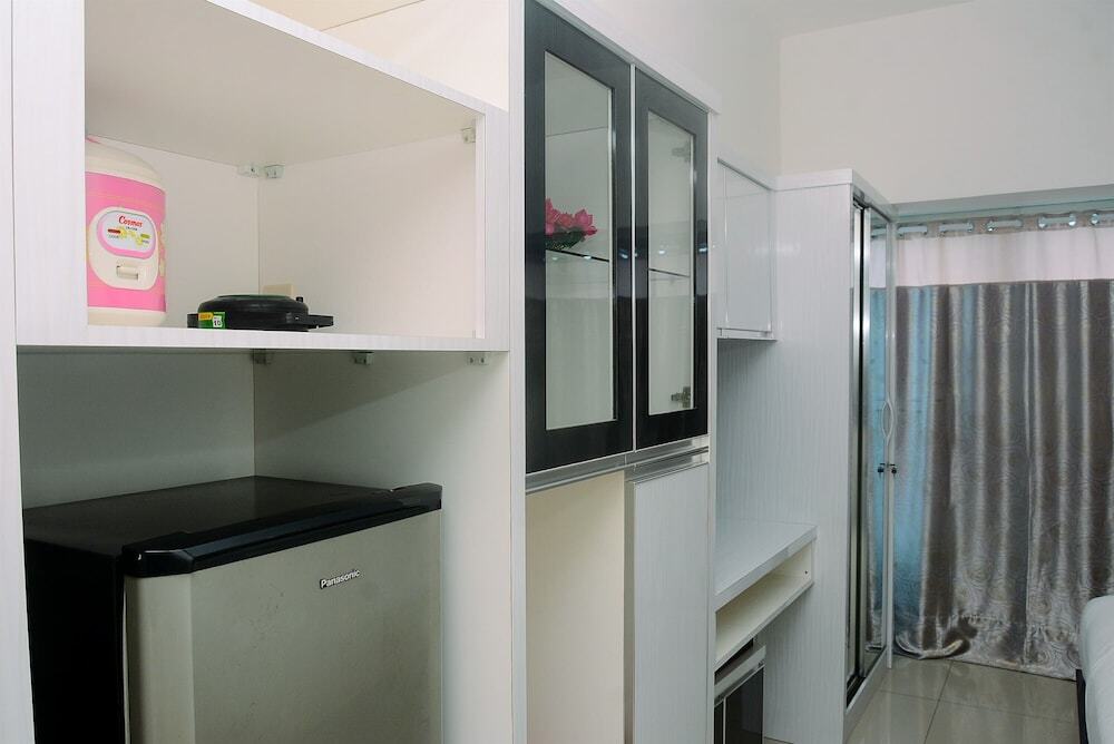 Бекаси: Comfy and Homey Studio at Springlake Summarecon Bekasi Apartment