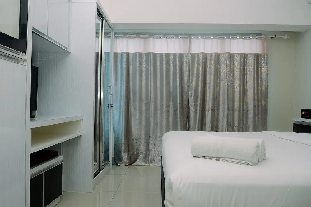Бекаси: Comfy and Homey Studio at Springlake Summarecon Bekasi Apartment