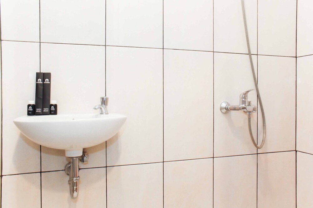 Бекаси: Comfortable Studio at Grand Kamala Lagoon near Mall Apartment