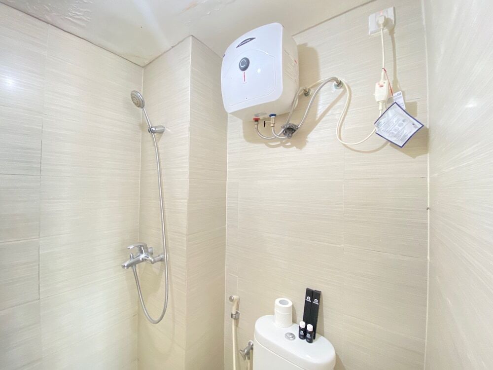 Бандунг: Modern & Comfy 2BR Apartment at Gateway Pasteur