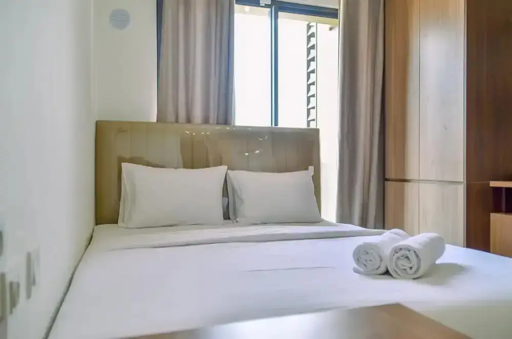 Legok: Fully Furnished with Modern Design Studio Sky House BSD Apartment