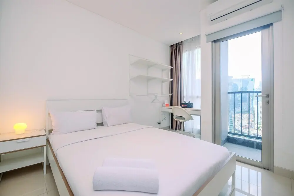 Джакарта: Fabulous Studio Apartment at The Newton Ciputra World 2