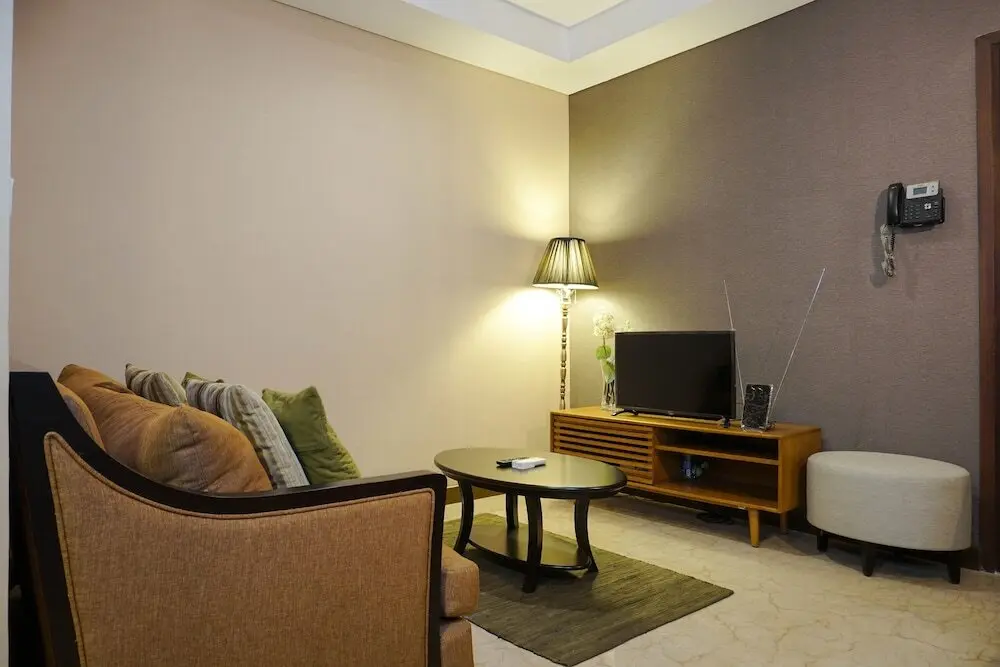 Джакарта: Luxurious 1BR @ L'Avenue Apartment near Sampoerna Universitas