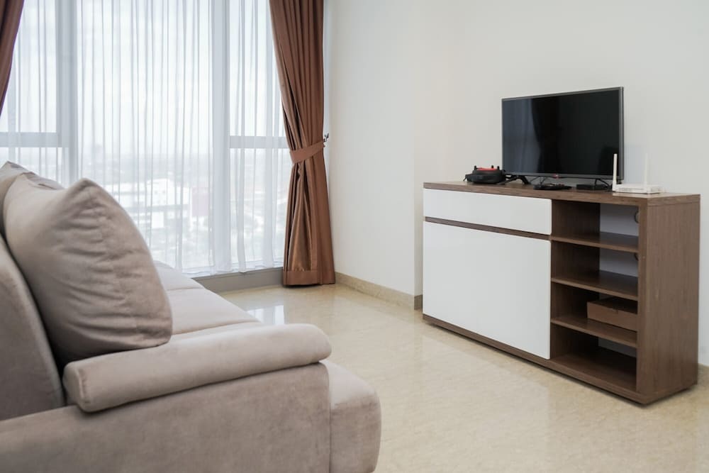 Legok: Spacious 1BR at Branz Apartment BSD near AEON Mall
