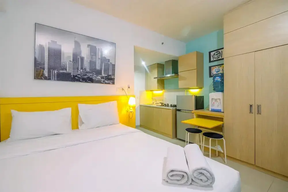 Депок: Warm and Cozy Studio Park View Condominium Apartment
