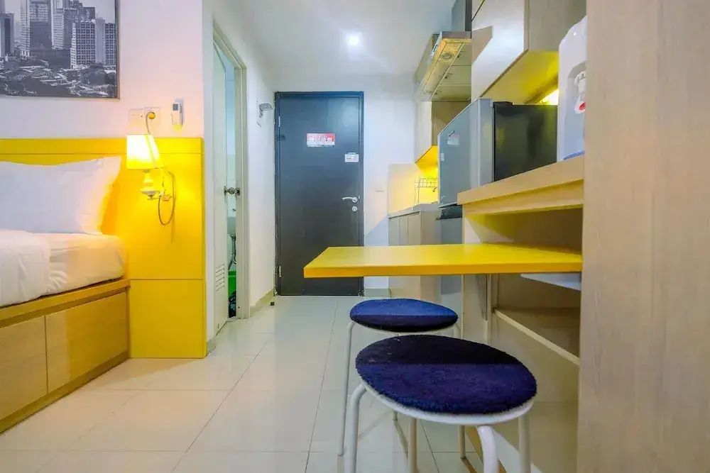 Депок: Warm and Cozy Studio Park View Condominium Apartment
