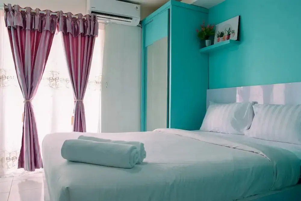 Джакарта: Brand New and Stylist Studio Room at Amethyst Apartment