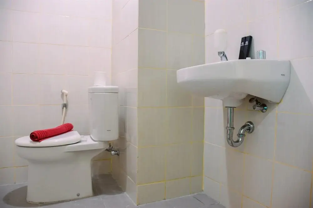 Джакарта: Brand New and Stylist Studio Room at Amethyst Apartment