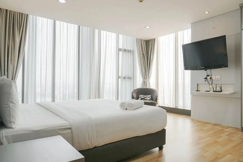 Джакарта: Scenic and Spacious 1BR Apartment L'Avenue Pancoran
