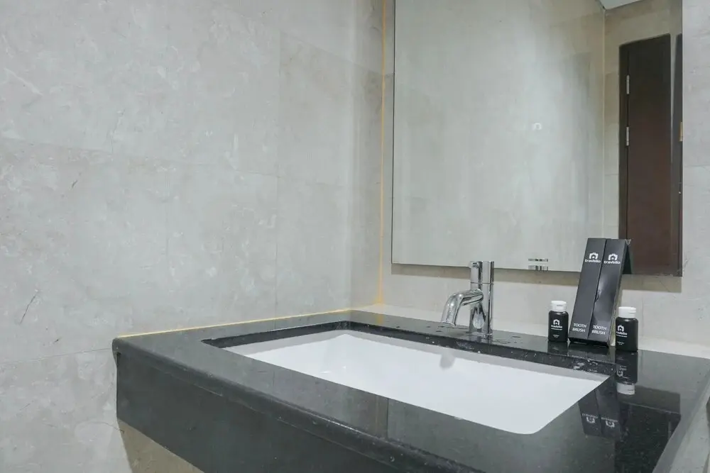 Джакарта: Scenic and Spacious 1BR Apartment L'Avenue Pancoran