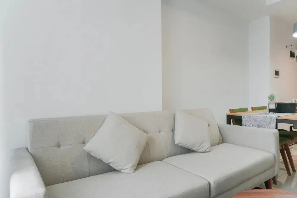 Джакарта: Luxurious 2BR at West Vista Apartment