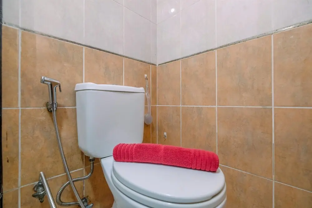 Джакарта: Cozy and Simply Studio at Tamansari Sudirman Apartment