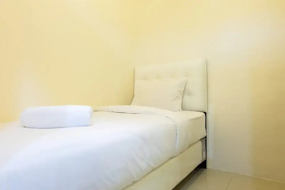 Джакарта: Comfort 2BR at Bassura City Cipinang Apartment