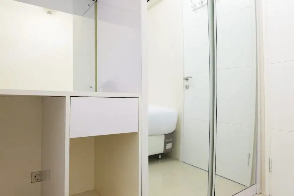 Джакарта: Comfort 2BR at Bassura City Cipinang Apartment