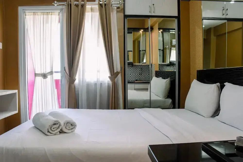 Джакарта: Cozy Stay Studio Room at Green Pramuka City Apartment